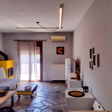 Mickeyhouse Сasa de vacaciones Agriá