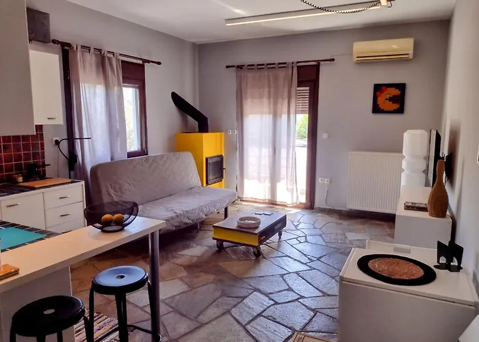 Mickeyhouse * Αγριά